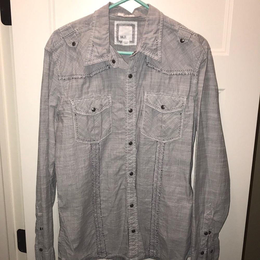 Casual snap on button up shirt